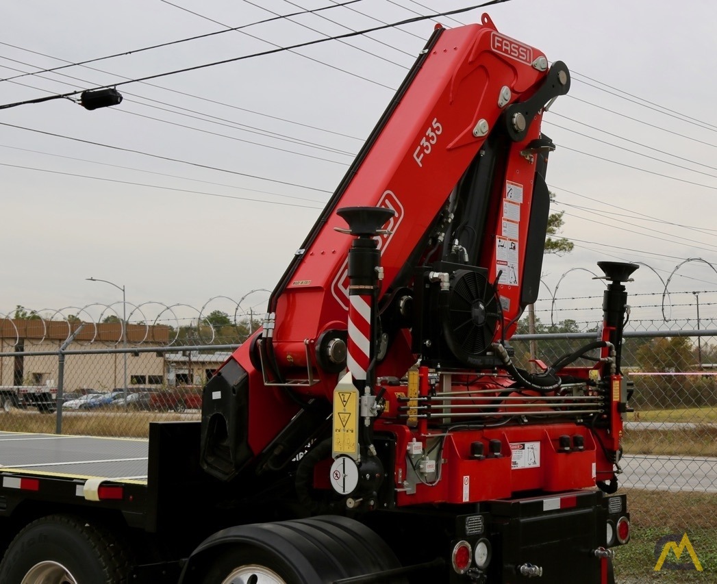 Fassi F335A 34.94-Ton Knuckle Boom Articulating Crane 0