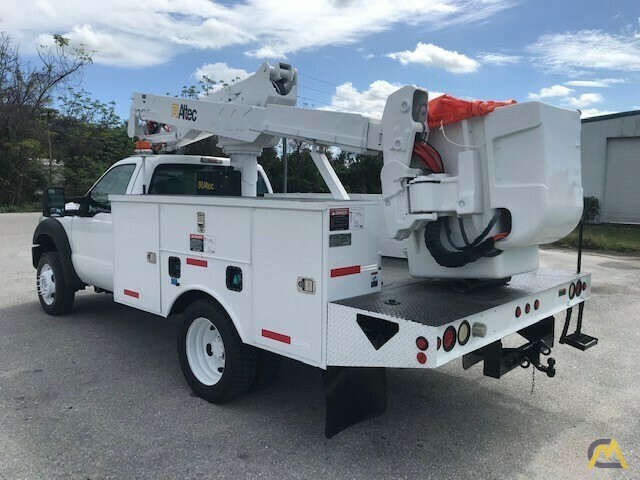 Altec AT37G 42' Articulating Telescopic Boom Aerial Bucket Truck 3