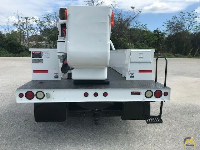 Altec AT37G 42' Articulating Telescopic Boom Aerial Bucket Truck 4