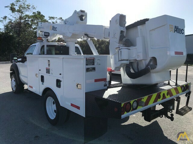 Altec AT37G 42' Articulating Telescopic Boom Aerial Bucket Truck on Ford F550 3