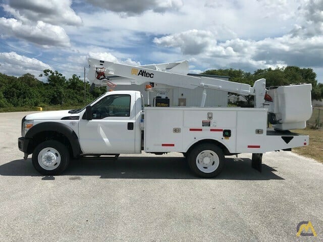 Altec AT37G 42' Articulating Telescopic Boom Aerial Bucket Truck on Ford F550 6