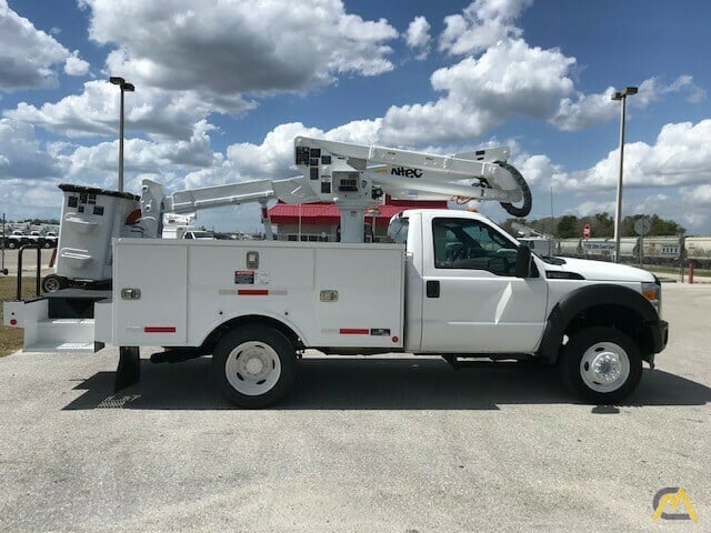 Altec AT37G 42' Articulating Telescopic Boom Aerial Bucket Truck on Ford F550 7