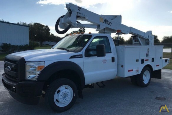 Altec AT37G 42' Articulating Telescopic Boom Aerial Bucket Truck on Ford F550 0