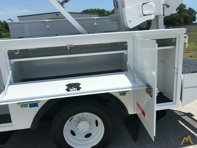 Altec AT40G 45' Articulating Telescopic Boom Bucket Truck on 2012 Ford F550 4x4 Extended Cab 25