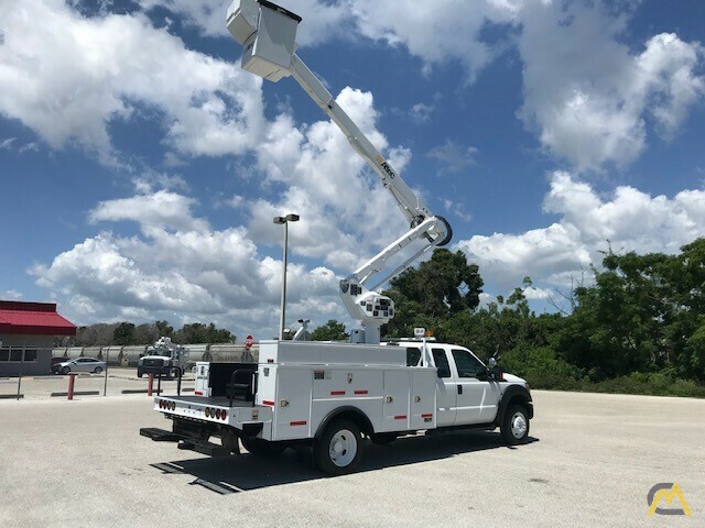Altec AT40G 45' Articulating Telescopic Boom Bucket Truck on 2012 Ford F550 4x4 Extended Cab 34