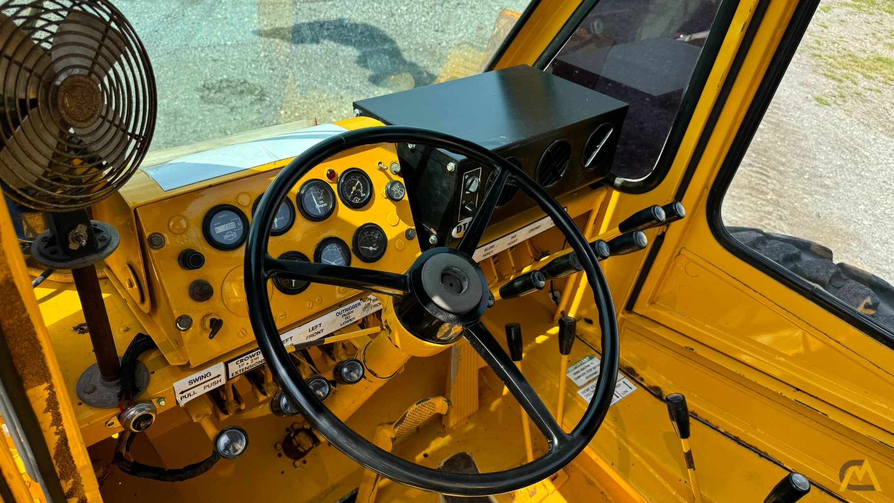Galion 150FA Down Cab Rough Terrain Crane 4