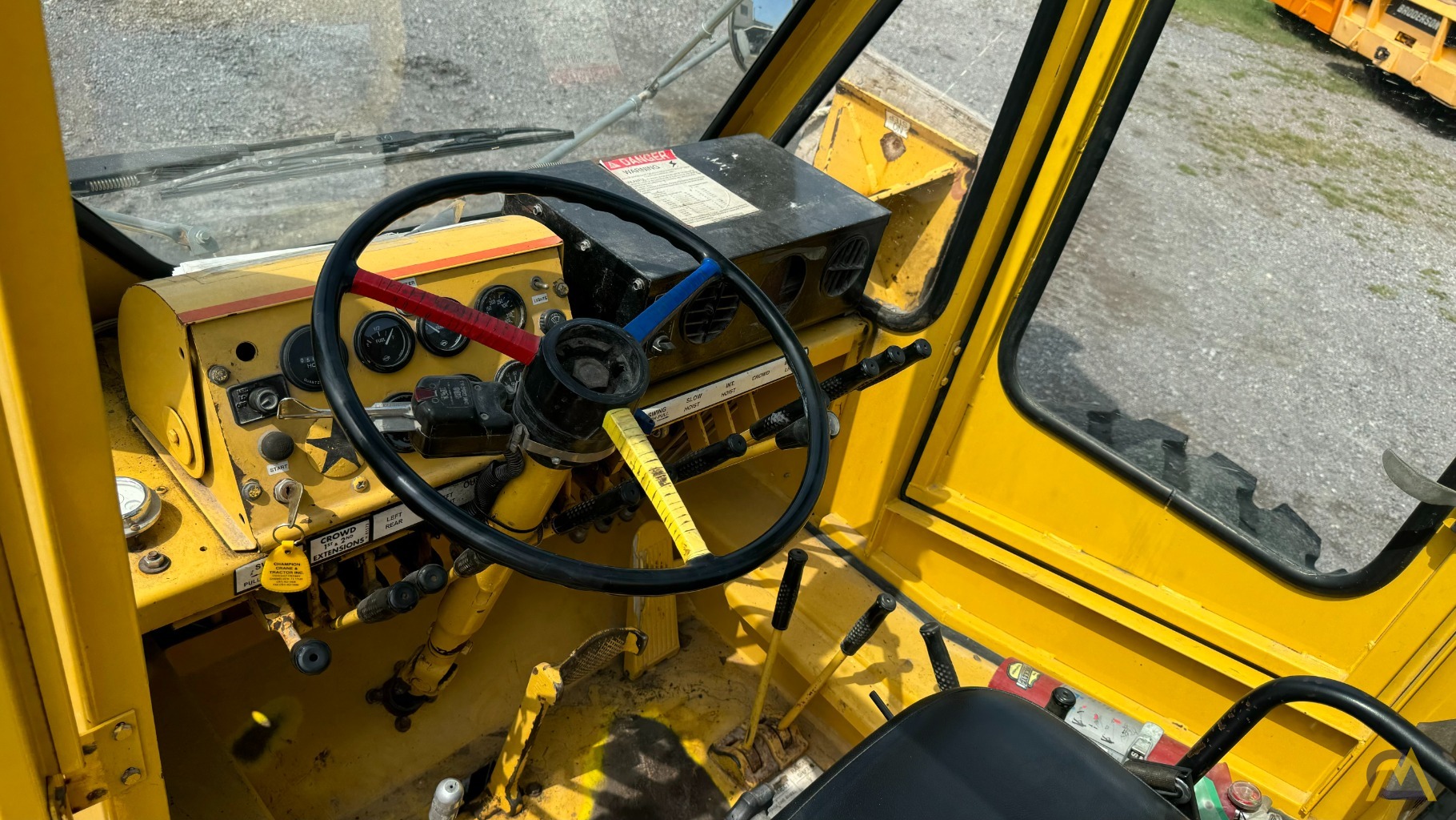 Galion 150FA Down Cab Rough Terrain Crane 4