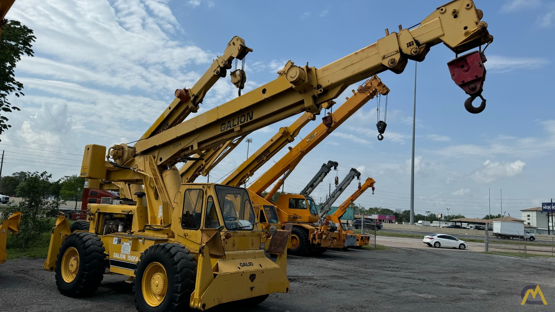 Galion 150FA Down Cab Rough Terrain Crane 1