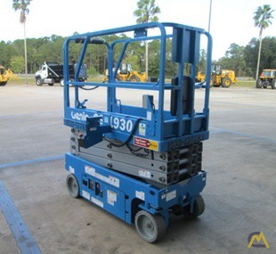 Genie GS-1930 Scissor Lift 2