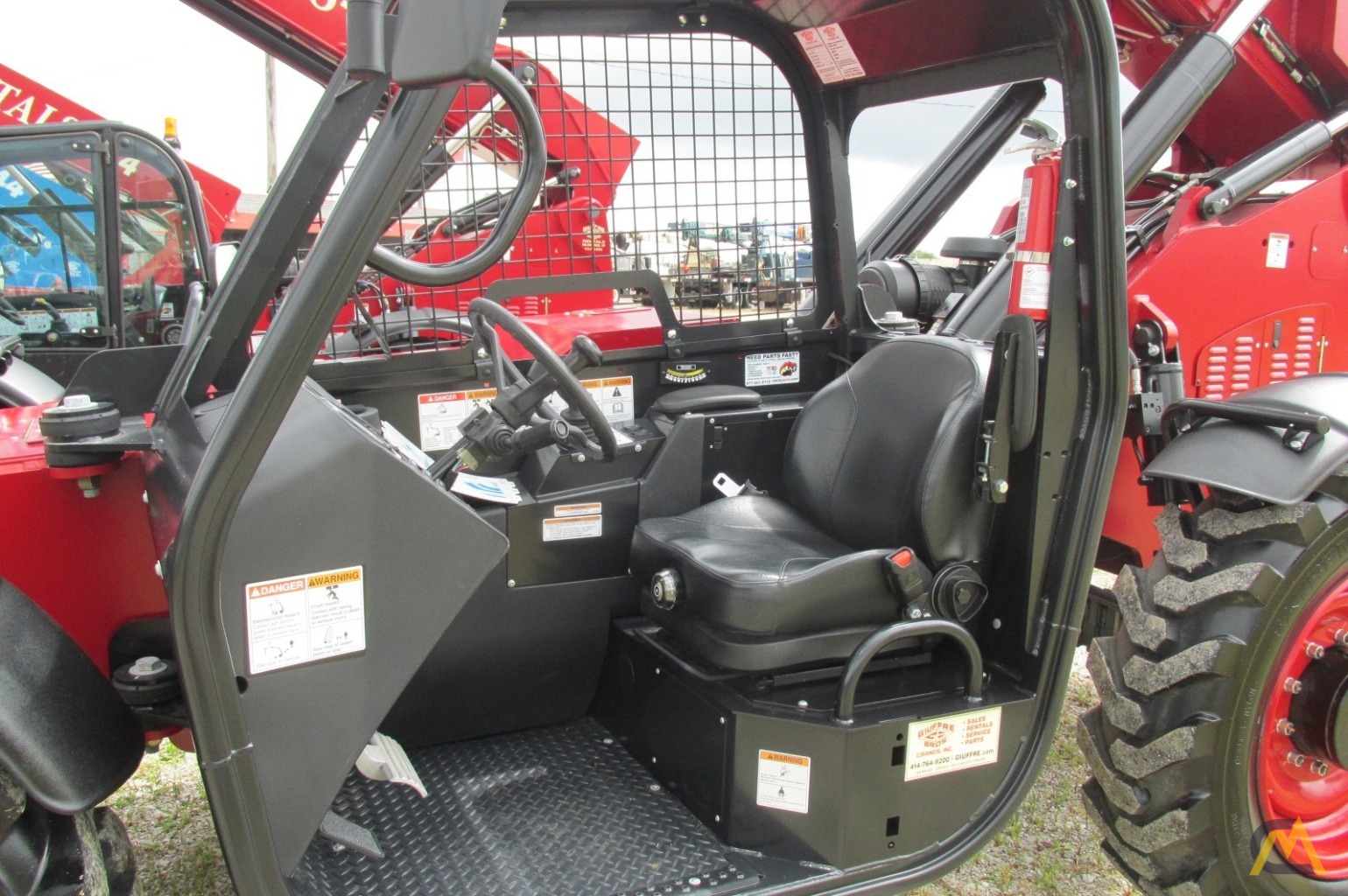 Genie GTH-1056 10,000 lb. Telehandler 7