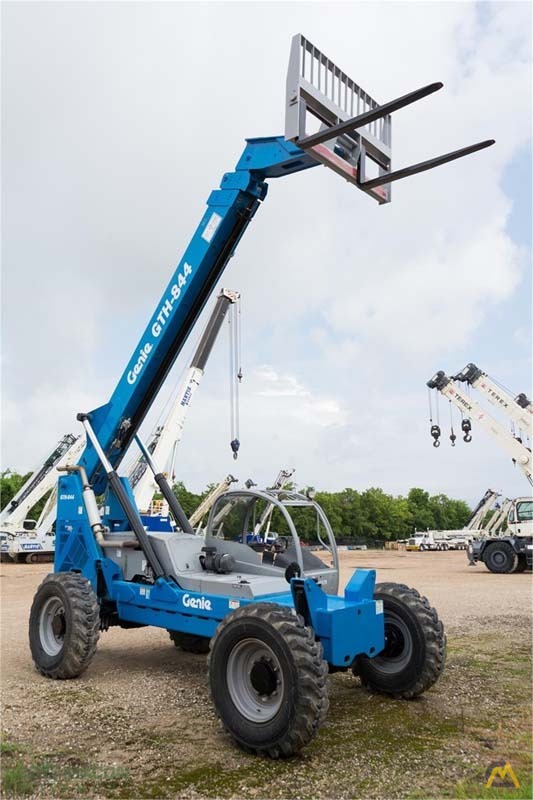 Genie GTH-844 4-Ton Telehandling Boom Lift 1