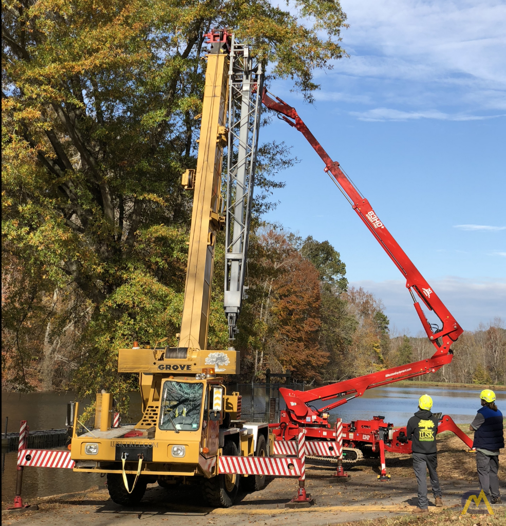 Grove AT422 22-ton All Terrain Crane 4