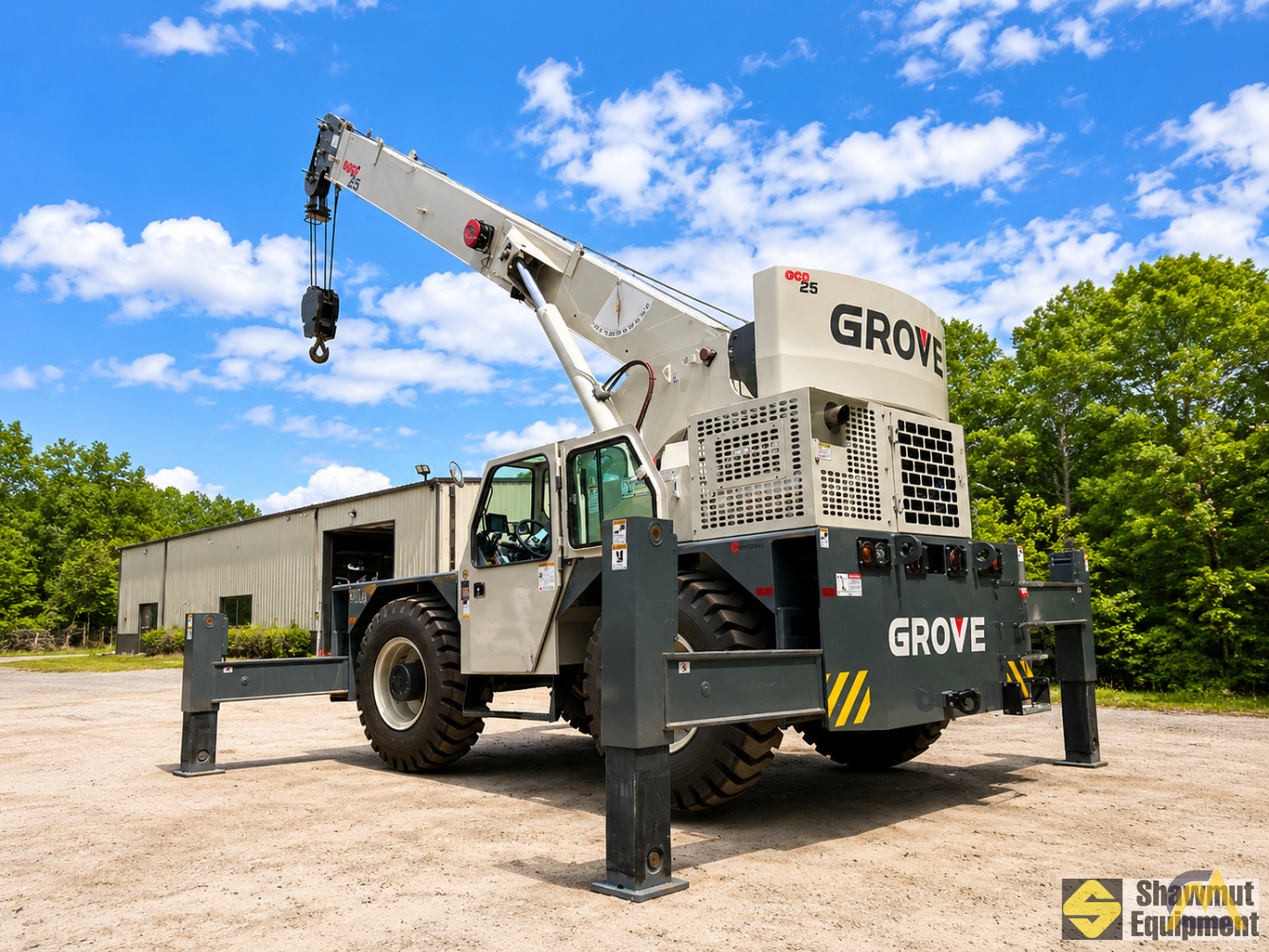 Grove GCD25 Industrial Carry Deck Crane 2