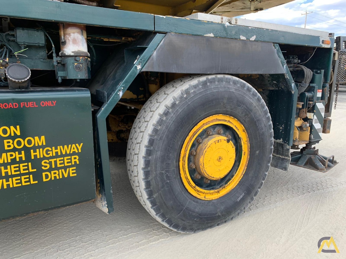 Grove GMK3050 50-Ton All Terrain Cranes 21