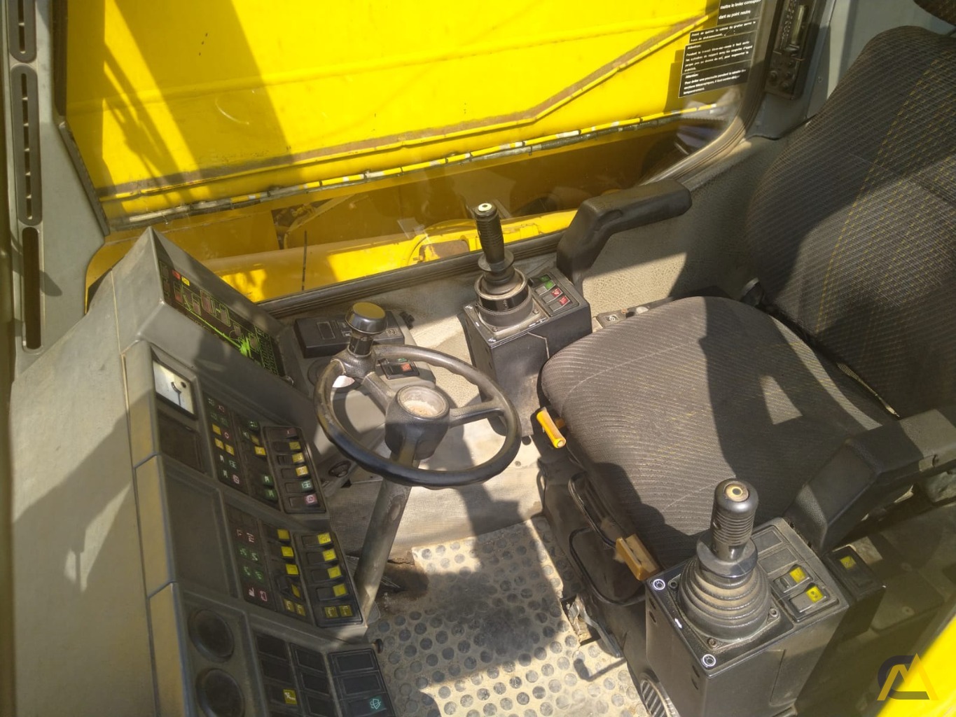 Grove GMK3050 55-Ton All Terrain Crane 3