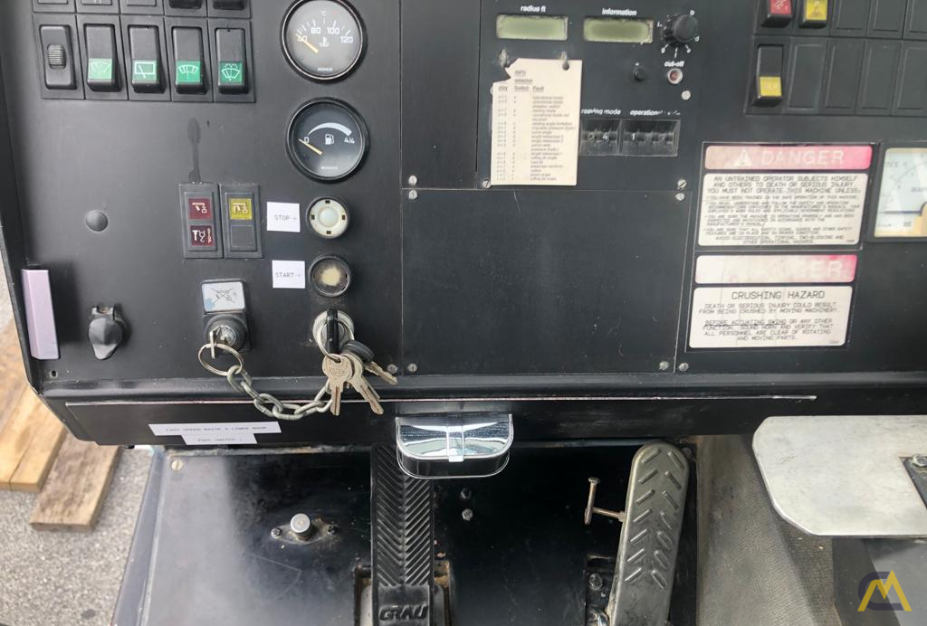 Grove GMK5175 175-Ton All Terrain Crane 31
