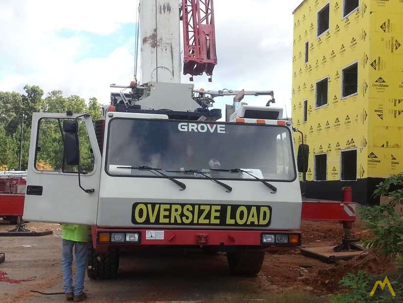 Grove GMK5200 240-Ton All Terrain Crane 0
