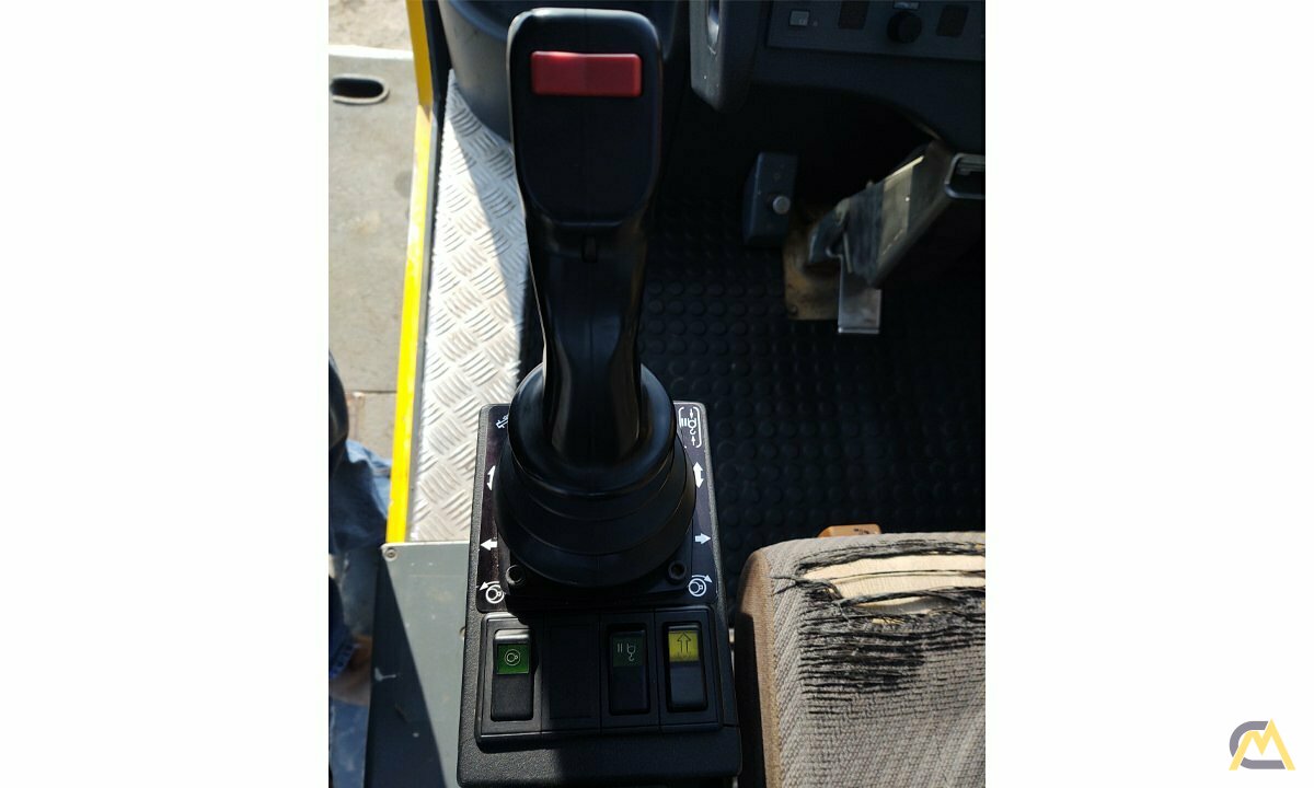 Grove GMK7550 550-ton All Terrain Crane 73