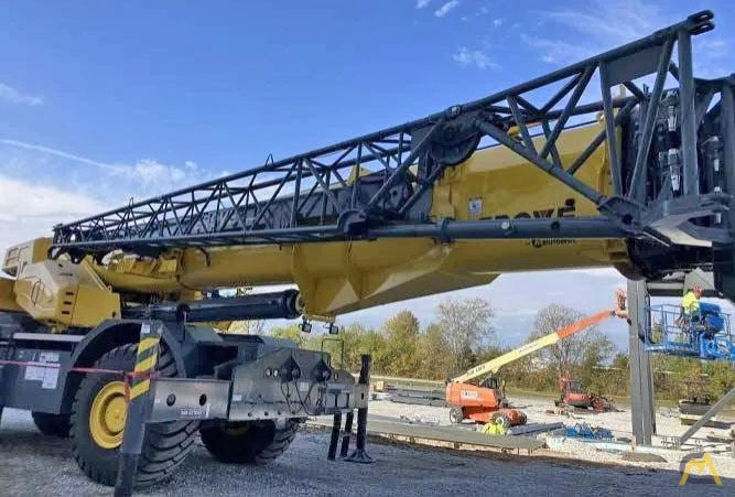 Grove GRT8100 Rough Terrain Crane 1