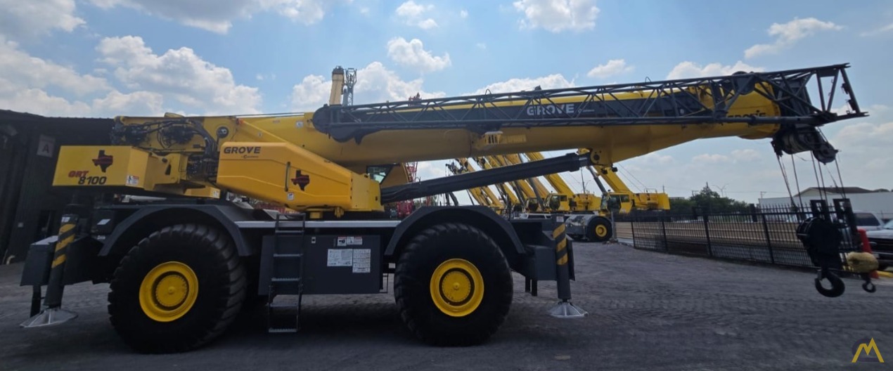 Grove GRT8100 Rough Terrain Crane 1