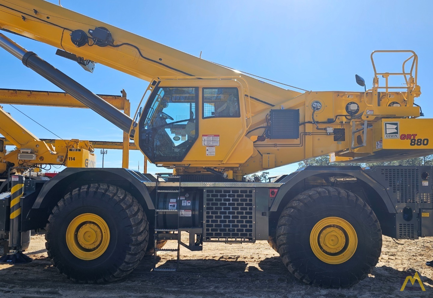 Grove GRT880 Rough Terrain Crane 2