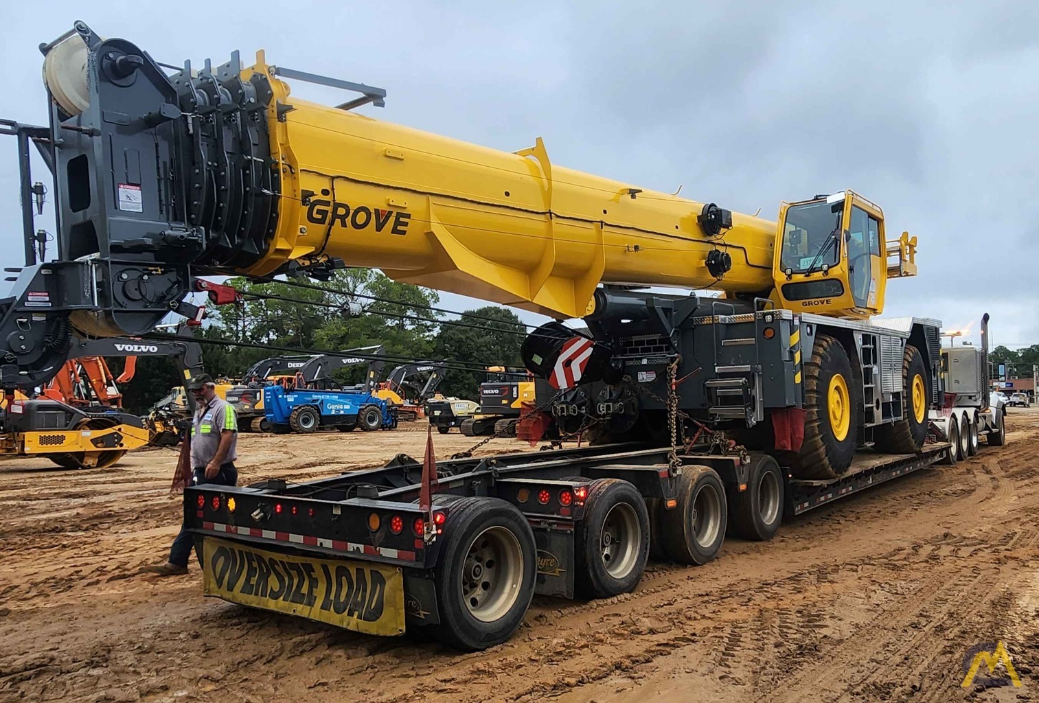 Grove GRT8100 Rough Terrain Crane