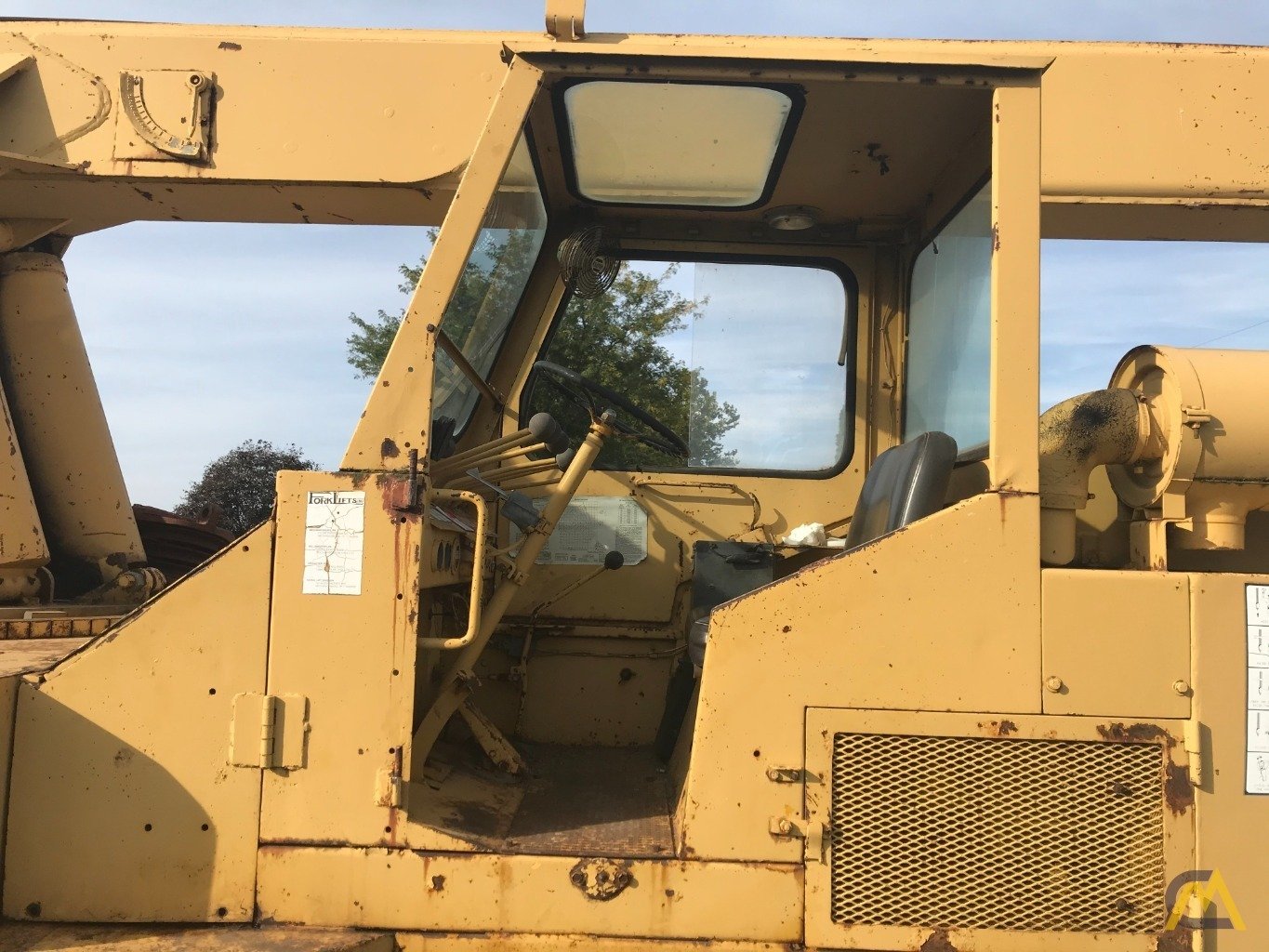 Grove IND1012D 17.5-ton Industrial Pick and Carry Crane 4