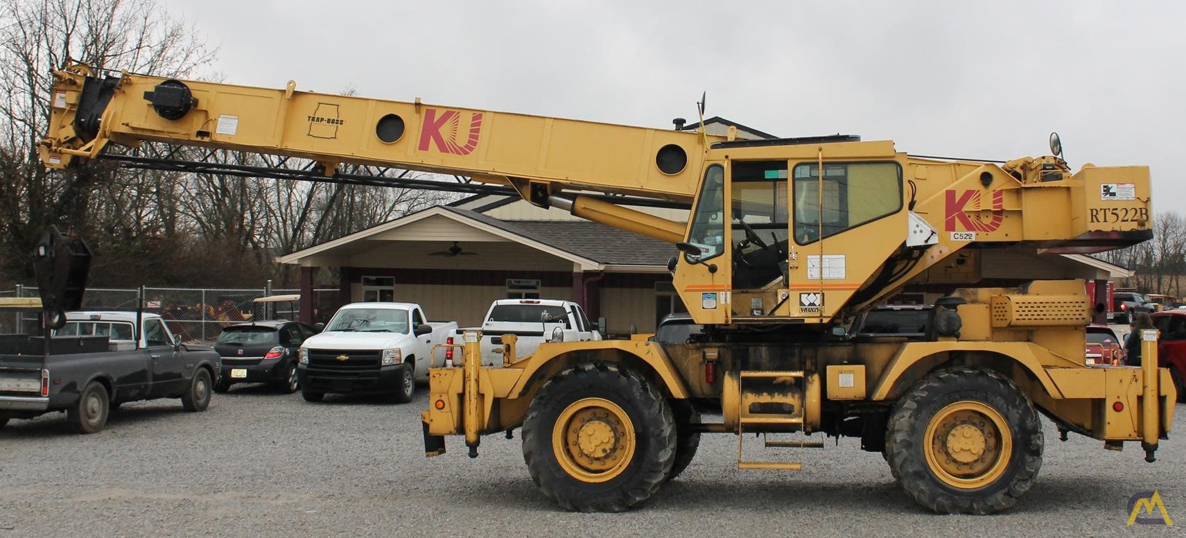 Grove RT522B 22-ton Rough Terrain Crane 0