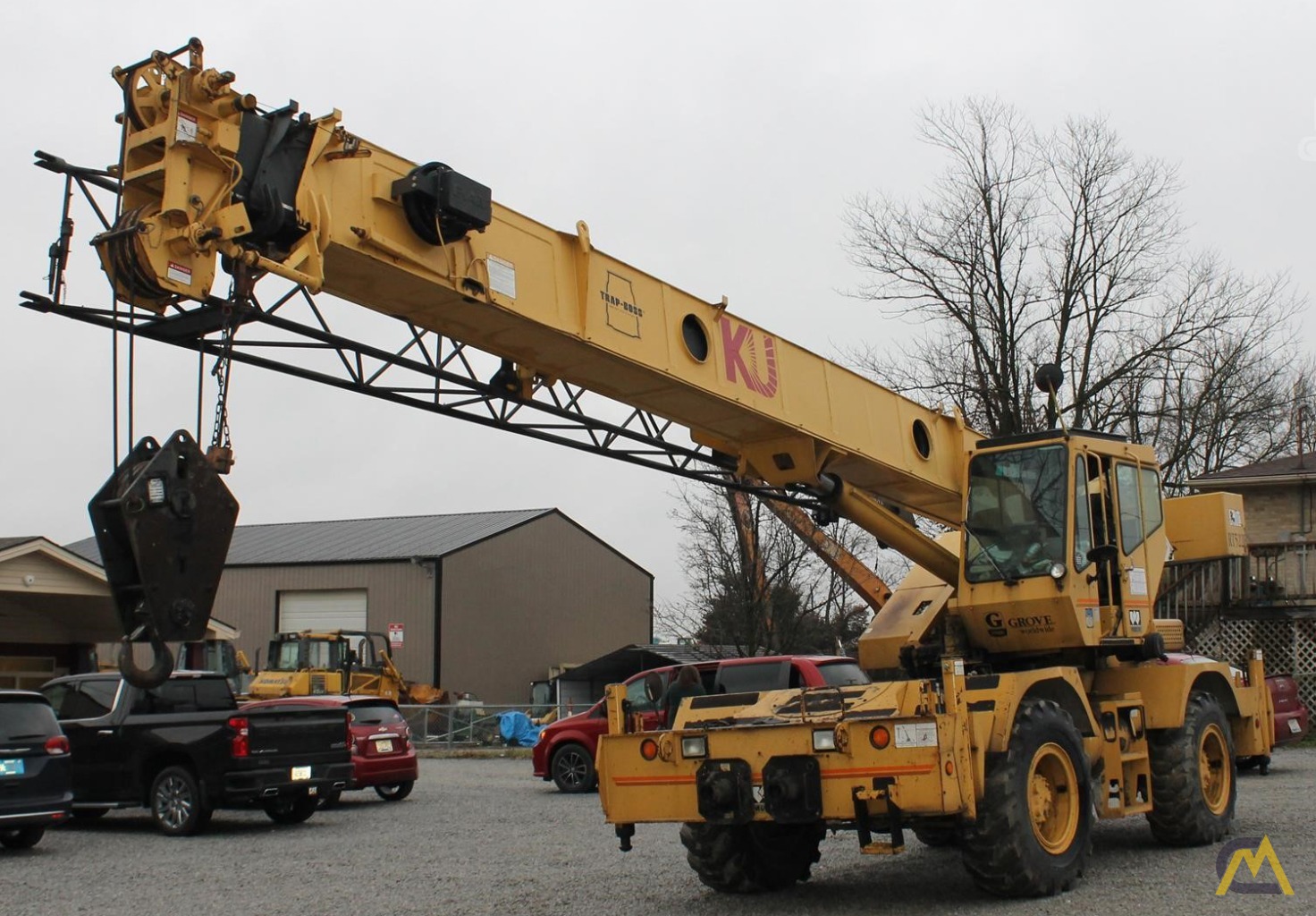 Grove RT522B 22-ton Rough Terrain Crane 3
