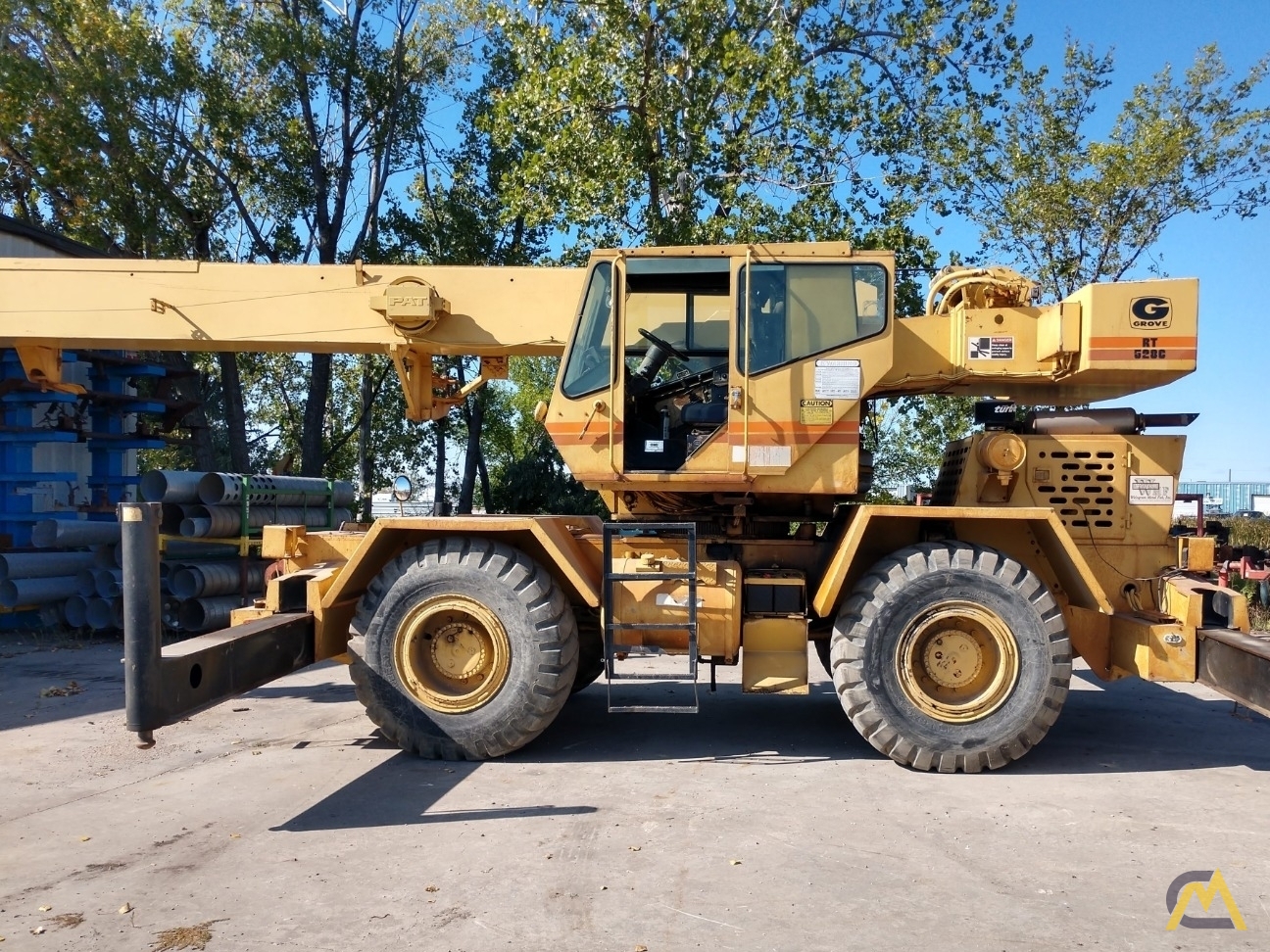 Grove RT528C 28-ton Rough Terrain Crane 10