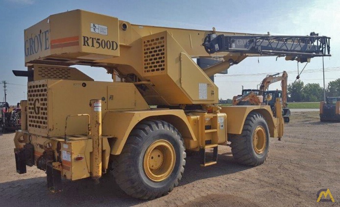Grove RT530D 30-Ton Rough Terrain Crane 3