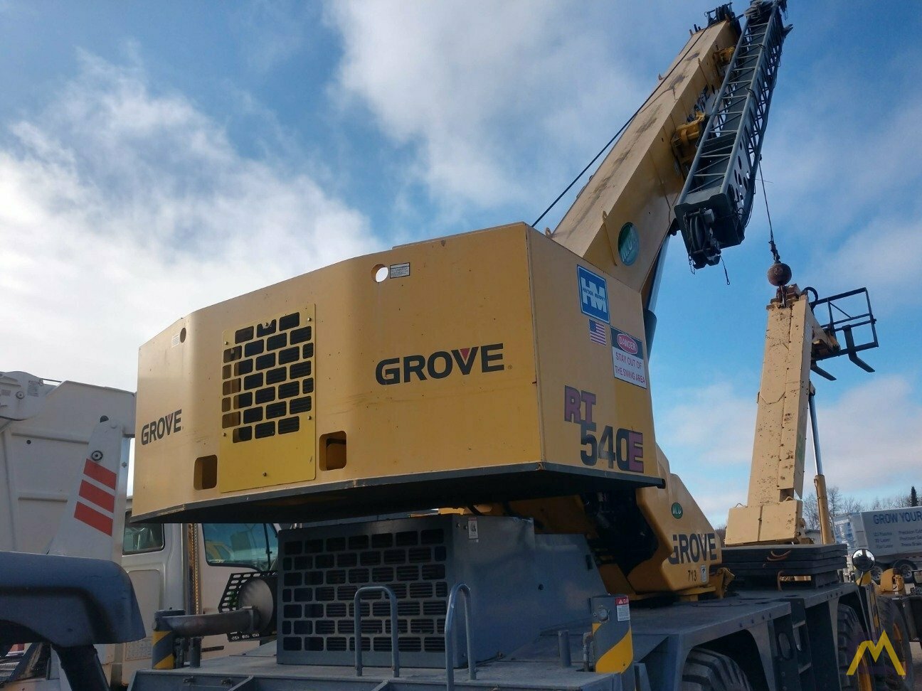 Grove RT540E 40-ton Rough Terrain Crane 2