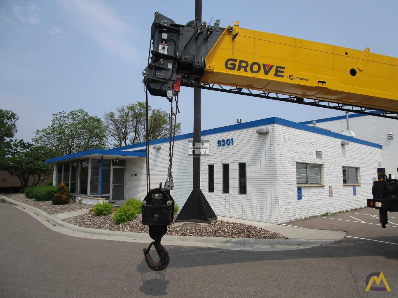Grove RT540E 40-Ton Rough Terrain Crane 11