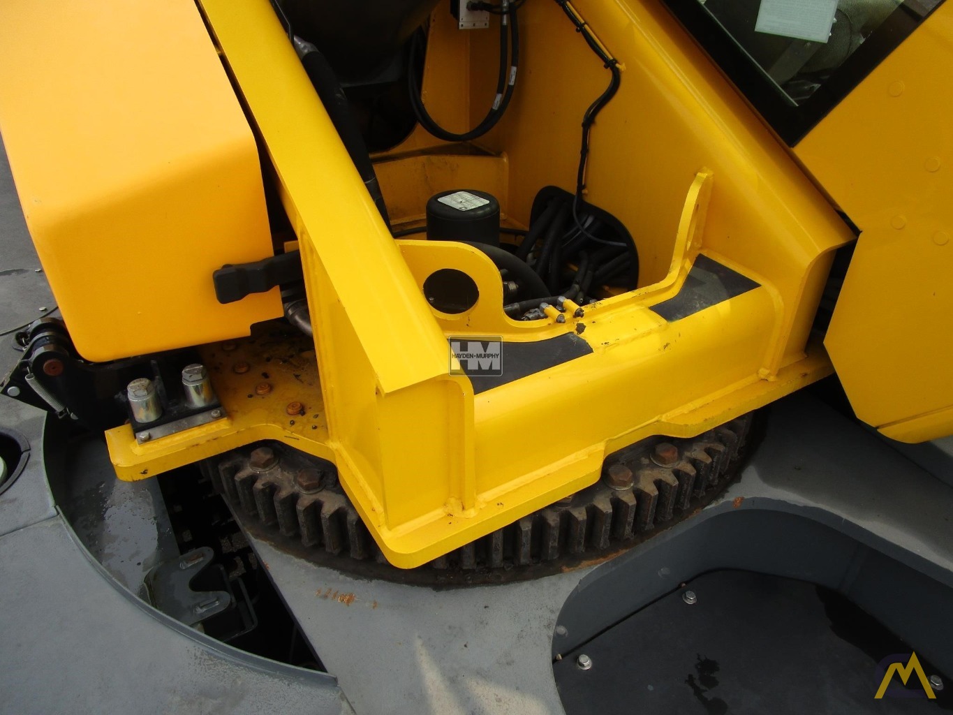 Grove RT540E 40-Ton Rough Terrain Crane 23