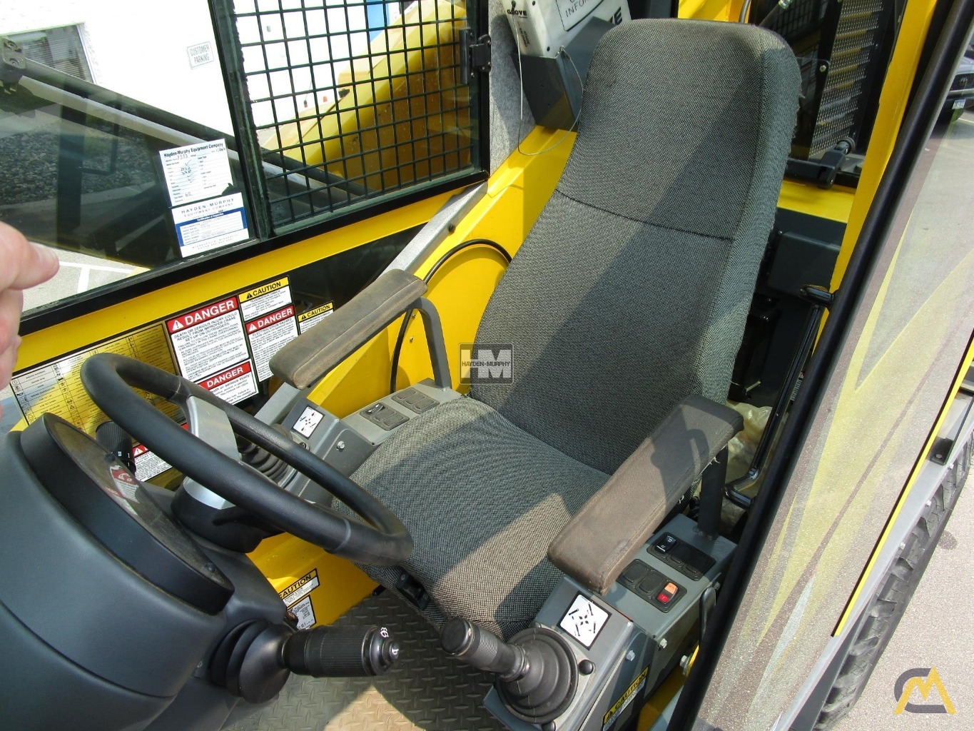 Grove RT540E 40-Ton Rough Terrain Crane 30