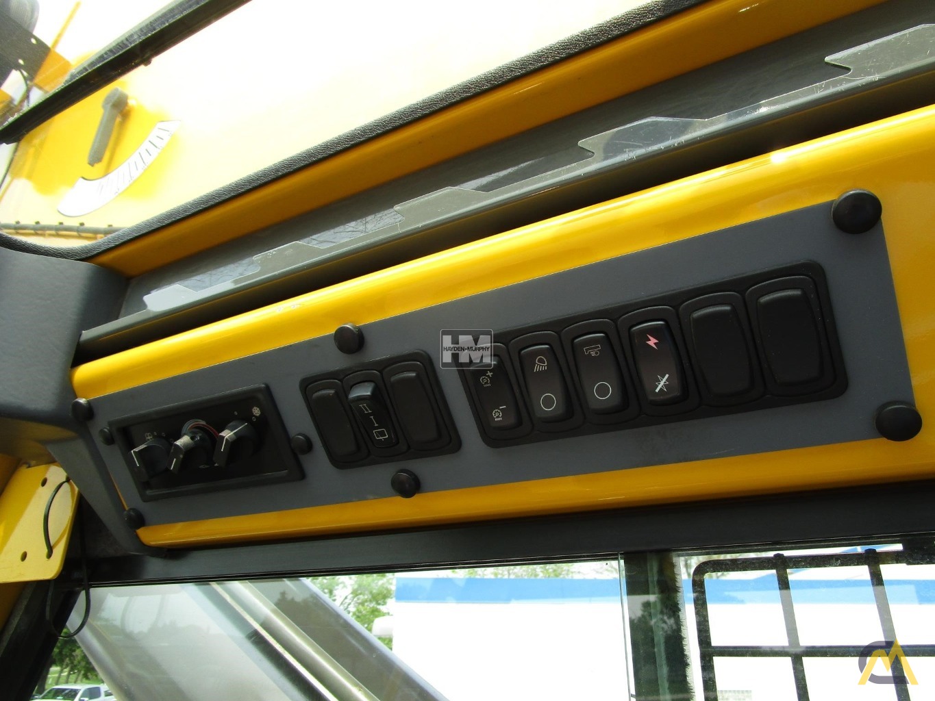 Grove RT540E 40-Ton Rough Terrain Crane 37