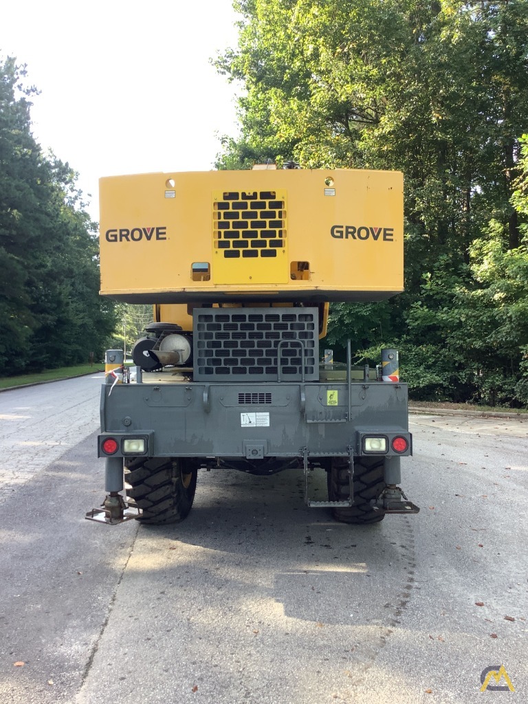 Grove RT540E 40-Ton Rough Terrain Crane 5