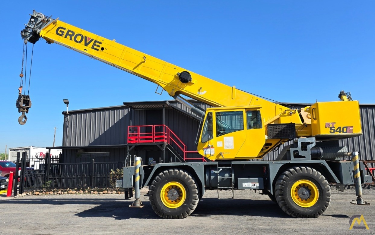 Grove RT540E Rough Terrain Crane 0