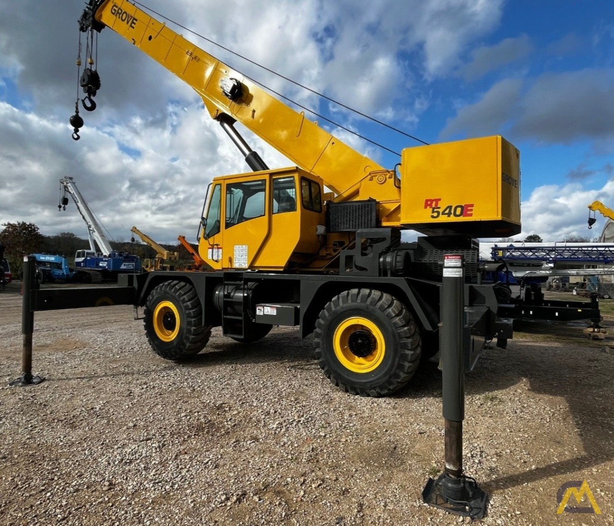 Grove RT540E Rough Terrain Crane 3
