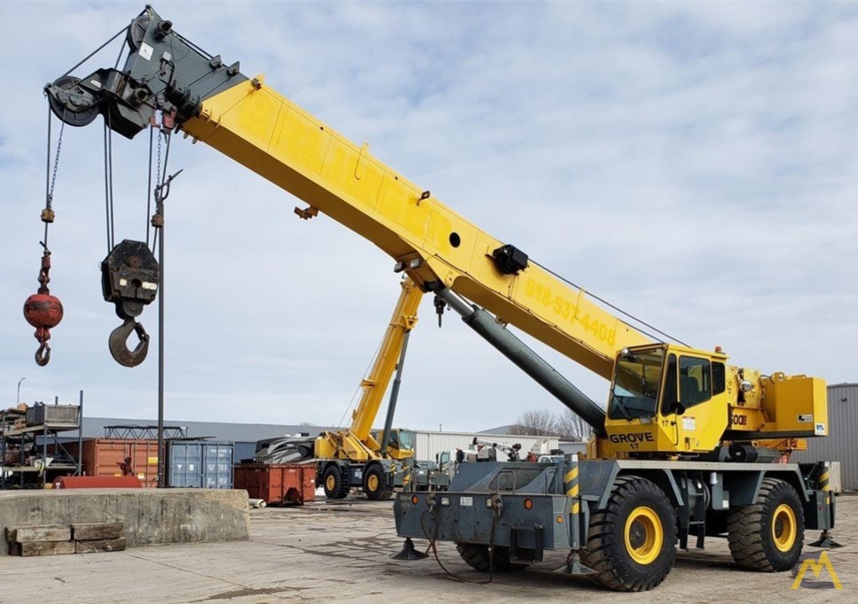 Grove RT600E / RT650E 50-ton Rough Terrain Crane 1