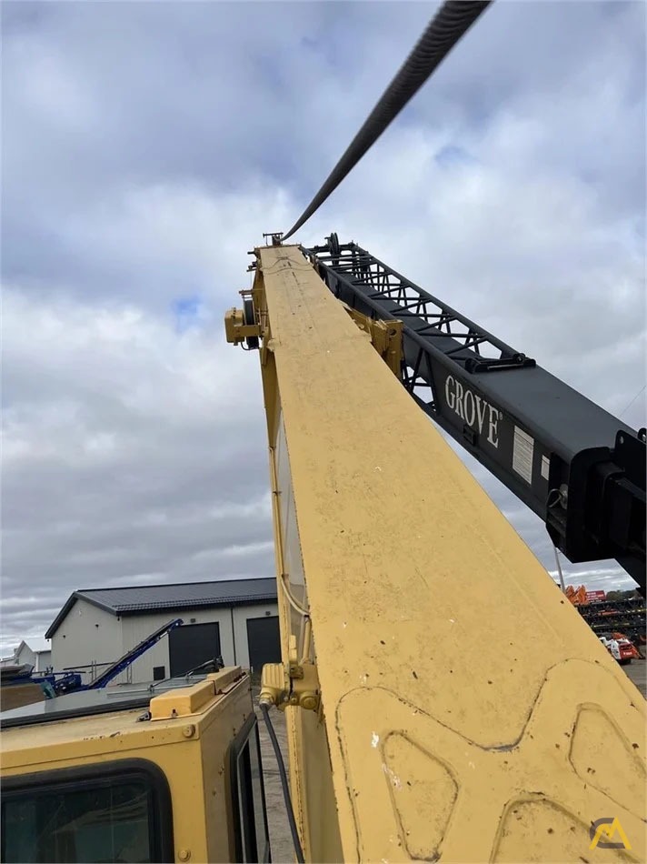 Grove RT635C 35-ton Rough Terrain Crane 2