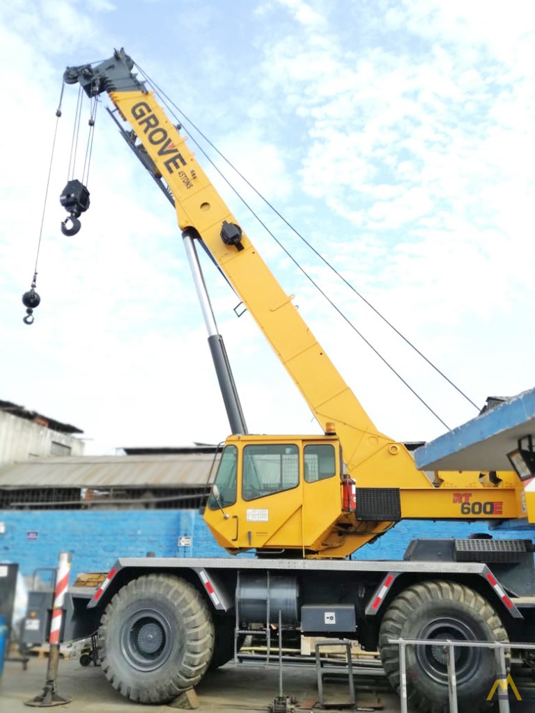 Grove RT650E 50-ton Rough Terrain Crane 0