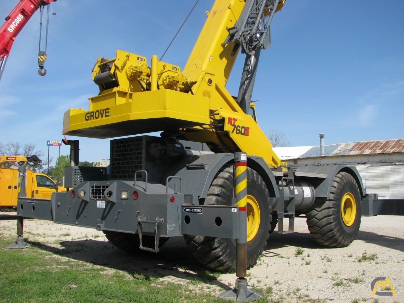 Grove RT700E 60-Ton Rough Terrain Crane 1