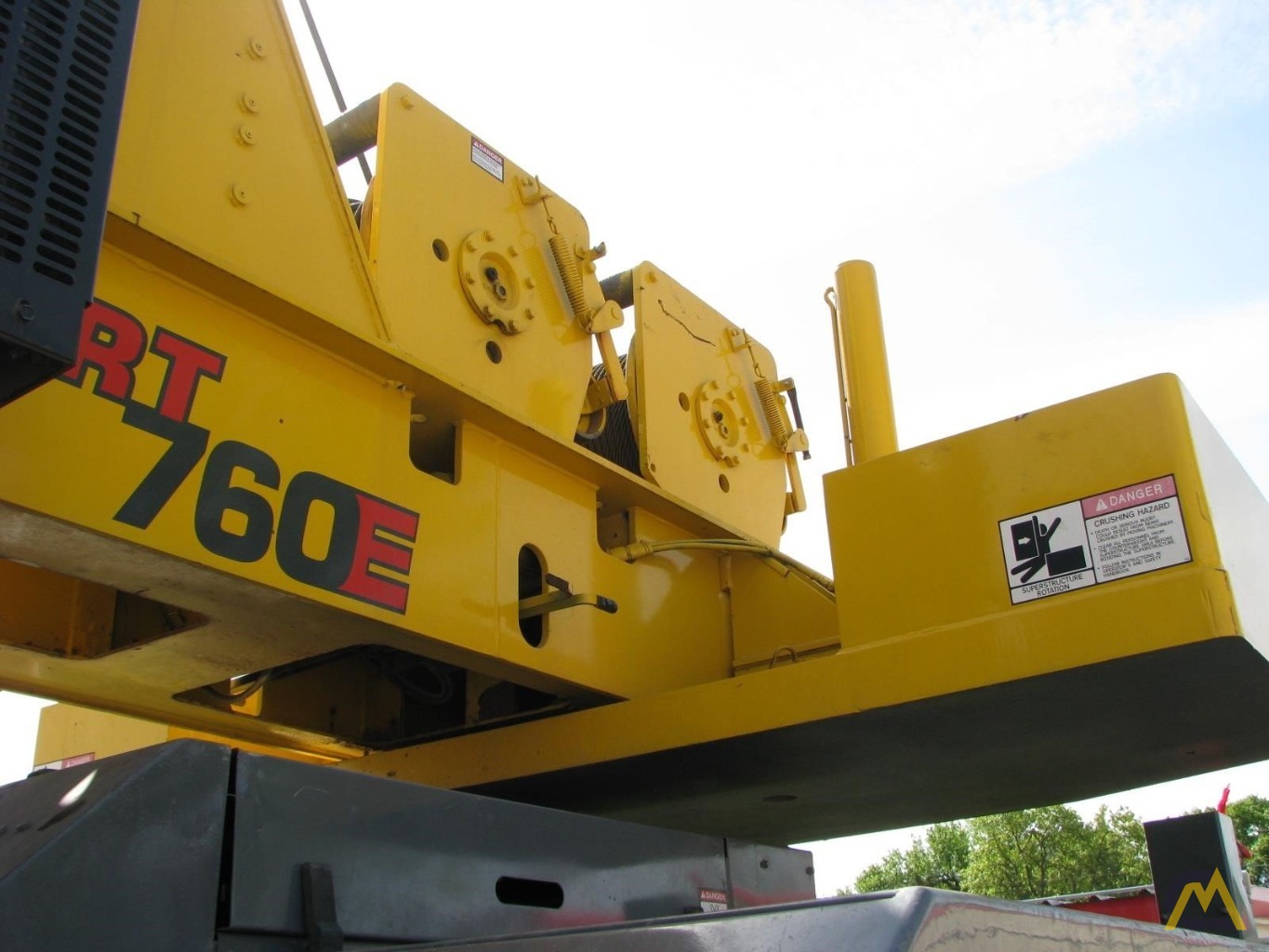 Grove RT700E 60-Ton Rough Terrain Crane 5