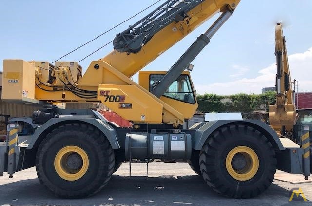 Grove RT700E 60-Ton Rough Terrain Crane 2