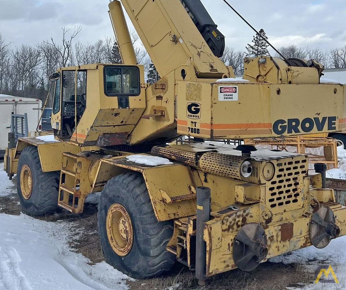Grove RT740B 40-ton Rough Terrain Crane 0