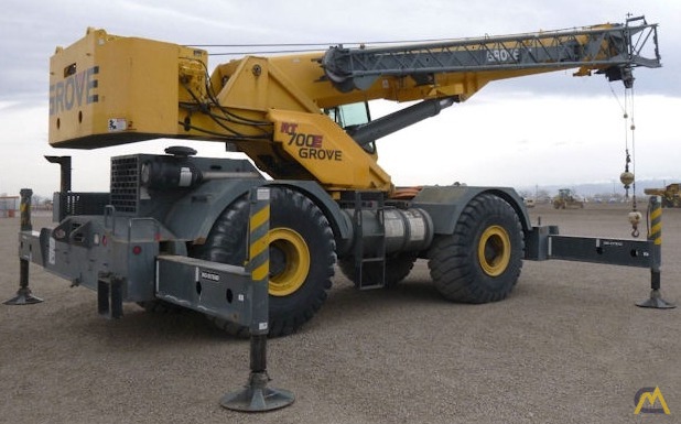 Grove RT760E 60-Ton Rough Terrain Crane 3