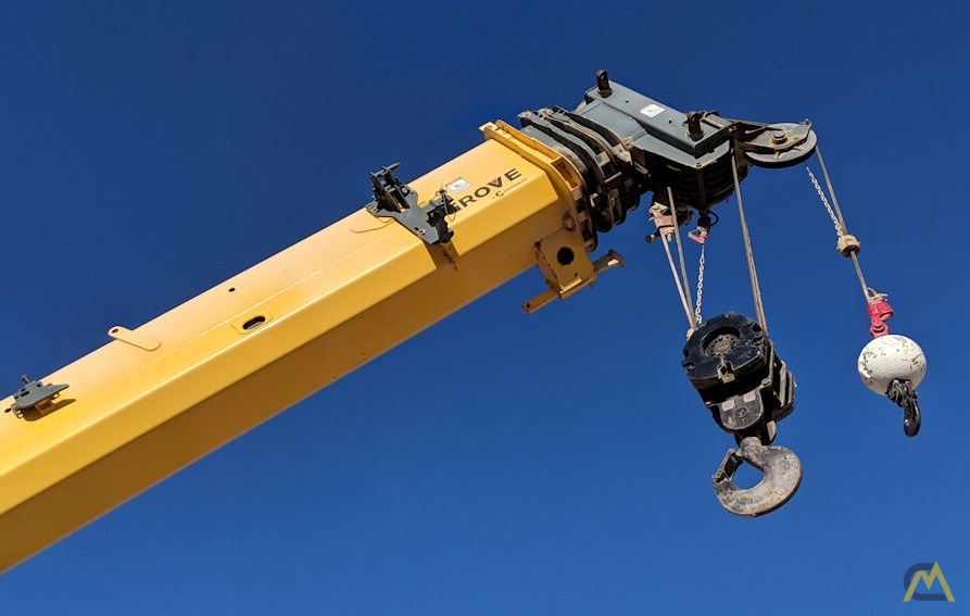 Grove RT760E 60-Ton Rough Terrain Crane 3