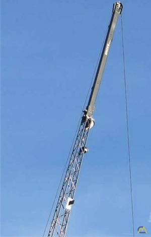 Grove RT770E 70-Ton Rough Terrain Crane 1