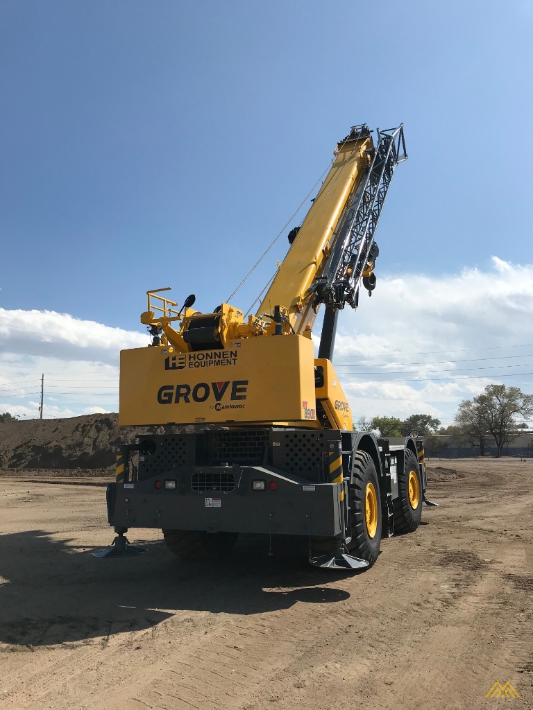 Grove RT890E 90-Ton Rough Terrain Crane 5